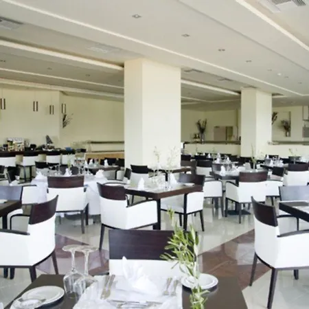 Konstantinos Palace Ξενοδοχείο Κάρπαθος