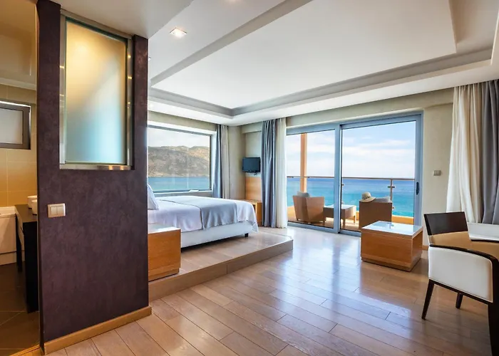 Konstantinos Palace Otel Kerpe