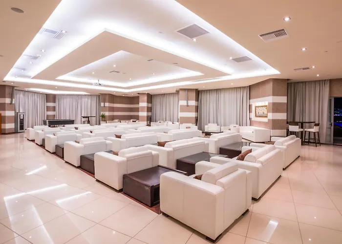 Otel Konstantinos Palace Kerpe