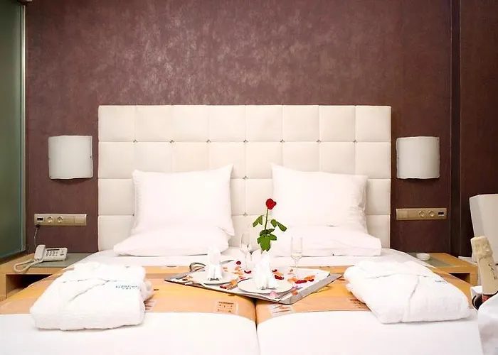 Otel Konstantinos Palace Kerpe